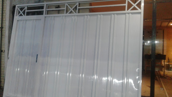 Foto 1 Vidraçaria e Metalúrgica