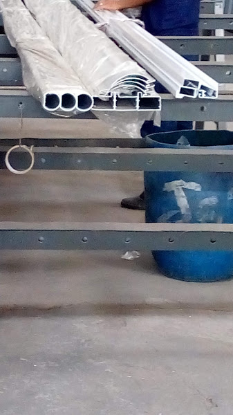 Foto 2 A Casa do Vidraceiro - A Sua Loja Definitiva