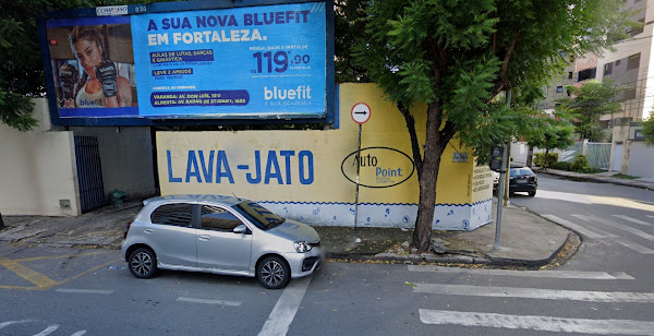 Foto 1 Auto Point Lava Jato : Estética Automotiva, Polimentos Especiais, Lavagem geral, Lavagem de Motor, Fornecedor de Água Mineral, Água Mineral Indaiá, Água Mineral Naturágua, Tele Entrega de Água Mineral, Estacionamento Mensal, Fortaleza