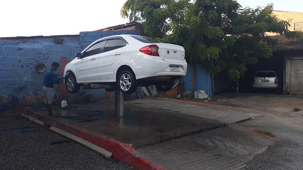 Foto 1 GARAGE - WASH & BEER - LAVA-JATO