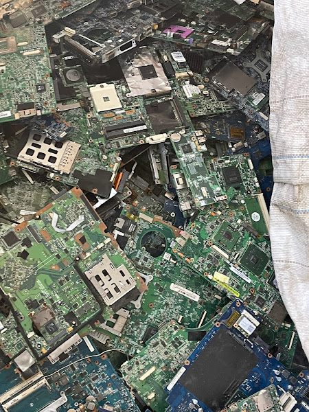 Foto 3 RLivia7 Sucata Eletronica