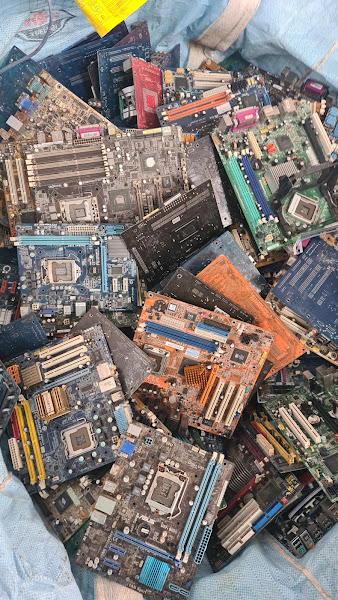 Foto 4 RLivia7 Sucata Eletronica