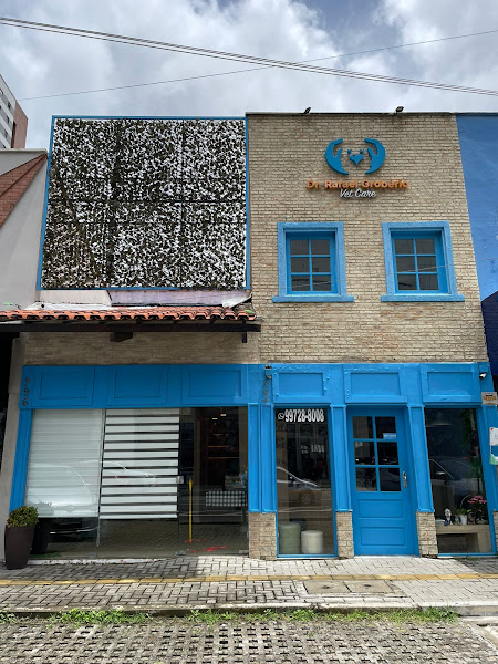 Dr. Rafael Groberio - Vet Care