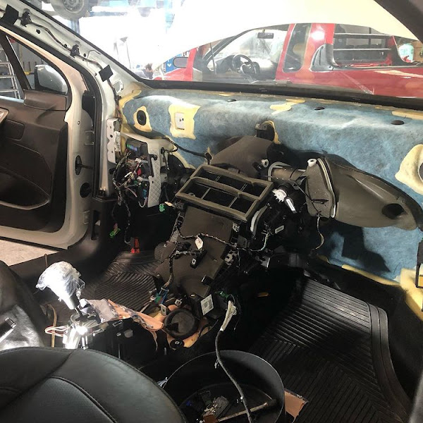 Foto 4 Auto Oficina C&R Possenti Foto 4 Auto Oficina C&R Possenti