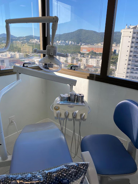Foto 1 Trindade Odontologia - Invisalign - Implantes Dentários - Florianópolis