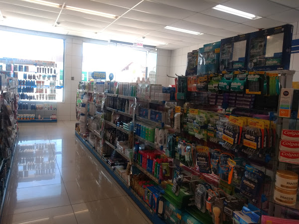 Foto 1 Farmácias Pague Menos: Tele Entrega Ingleses, Florianópolis SC