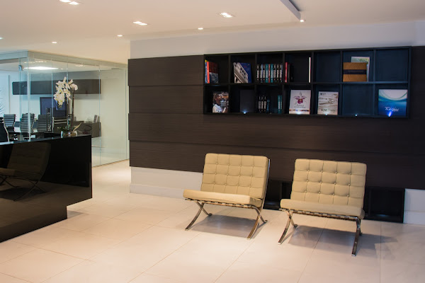 Farah, Gomes e Advogados Associados