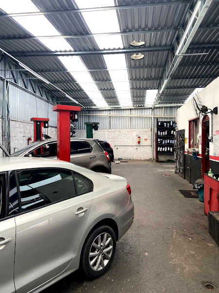 Foto 3 Mecânica Tateno Pneus - Loja 1