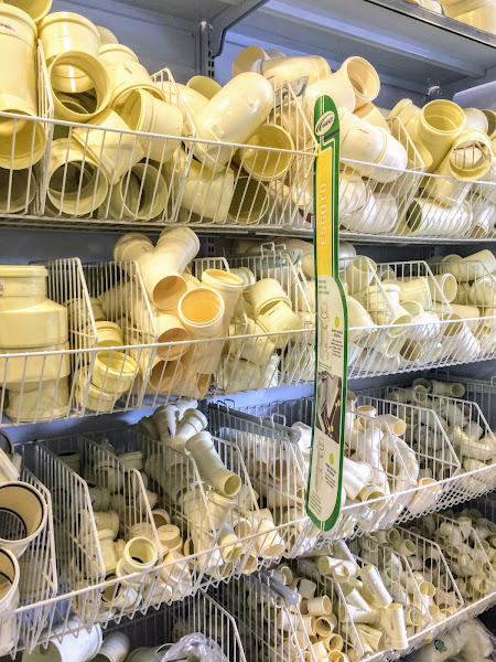 Foto 1 Oliveira Materiais de Construção - loja filial no Rio Tavares