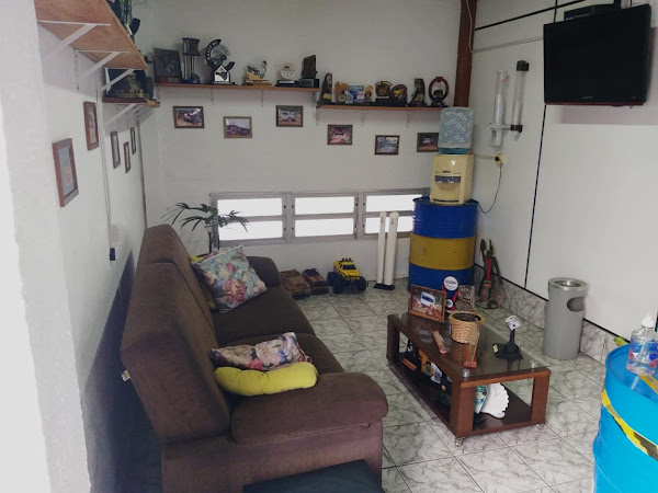 Foto 3 CINALPECAR MECANICA ESPECIALIZADA E DISTRIBUIDORA DE PEÇAS PARA VEICULOS 4X4 NACIONAIS E IMPORTADOS