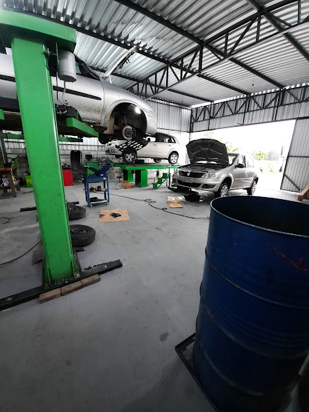 Foto 2 Jurerê Auto center