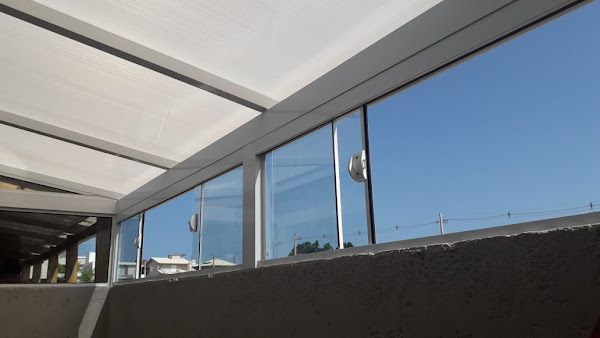 Foto 1 Four New Glass Vidraçaria e Esquadria de alumínio