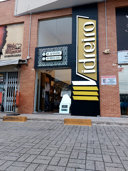 Vidreiro - Molduras Para Quadros e Espelhos Em Florianópolis