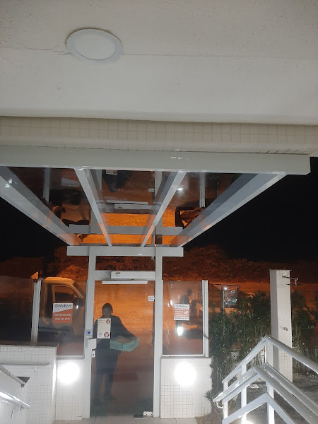 TOP VIDROS Vidraçaria e Esquadrias de Alumínio