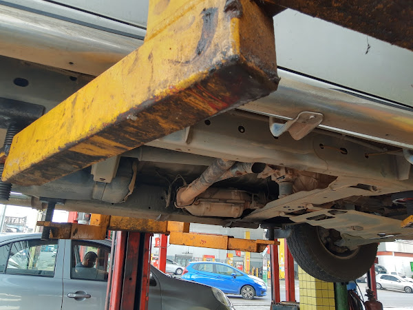 Foto 2 Praça 14 Auto Center - Escapamentos | Catalisadores | Suspensão