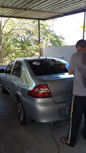 Oficina RN (Mecânica, Elétrica, Pintura e Funilaria) Oficina RN (Mecânica, Elétrica, Pintura e Funilaria)