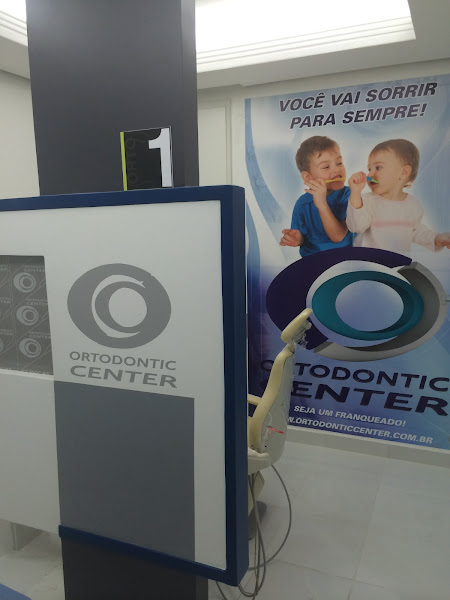 Foto 2 OrthoDontic - Clínica Odontológica em Manaus - Tratamento de Canal - Implante - Restauração Dental - Prótese - Clareamento e Limpeza Dental - Aparelho Ortodôntico Metálico e Estético - Emergência - Extração do Siso - Faceta de Porcelana