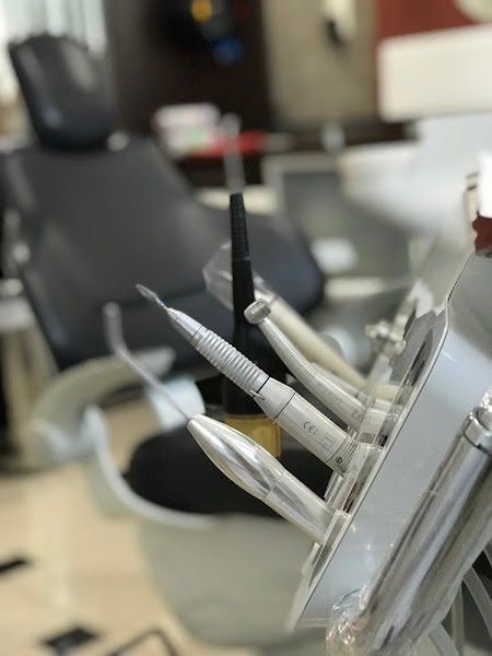 Foto 2 Dr. Celso Tinôco - Ortodontia & Estética do Sorriso