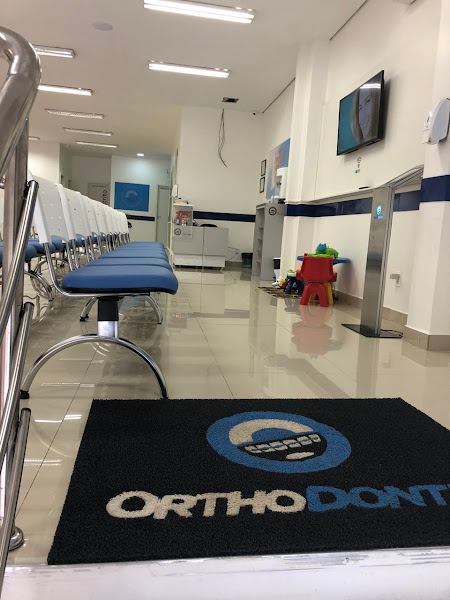 Foto 3 OrthoDontic