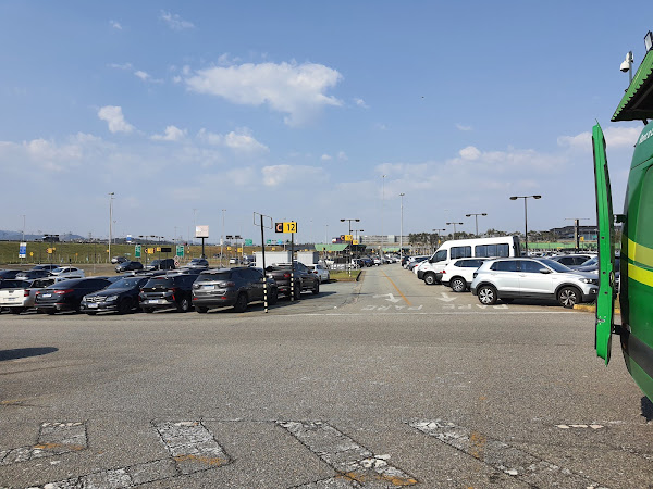 Foto 3 Localiza Aluguel de Carros