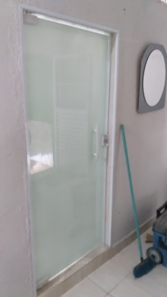 Foto 4 DESIGN VIDROS DV- VIDRAÇARIA EM GUARULHOS