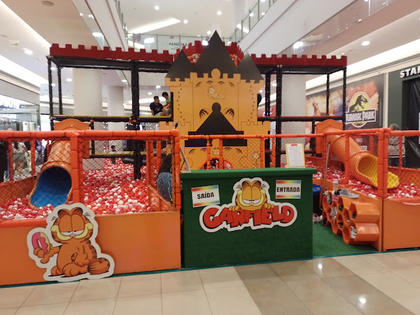 Foto 1 Golden Square Shopping