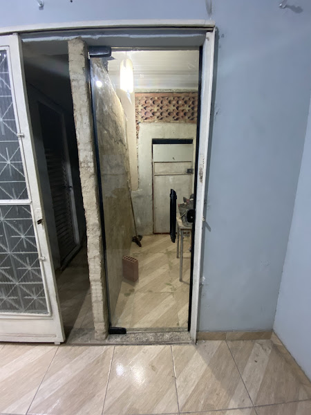 R Castro Vidraçaria