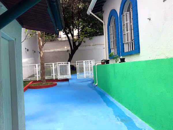 La Petite Sophie - Escola e Comportamento para cães de pequeno porte La Petite Sophie - Escola e Comportamento para cães de pequeno porte