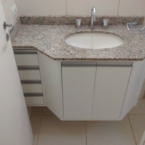 MÓVEIS BEM MONTADOS