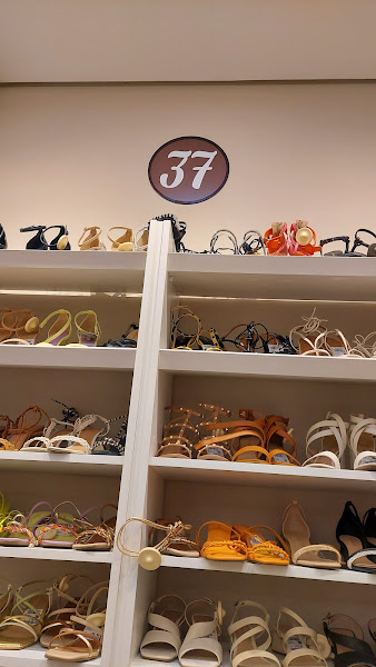 Foto 1 Constance Calçados