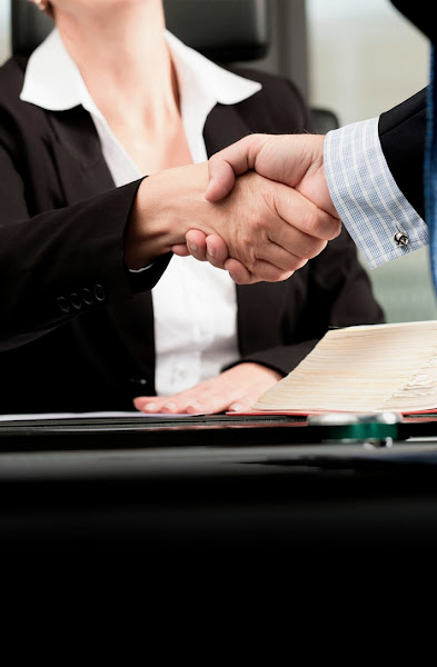 SLUSARZ Advogados Escritório de Advocacia Empresarial Civel Trabalhista e Imobiliário em Curitiba