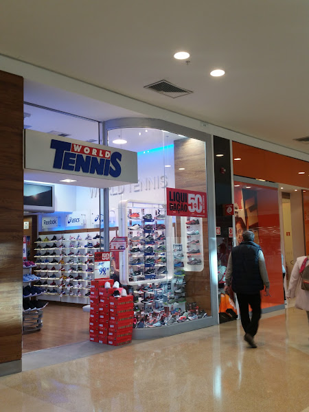 WORLD TENNIS WORLD TENNIS