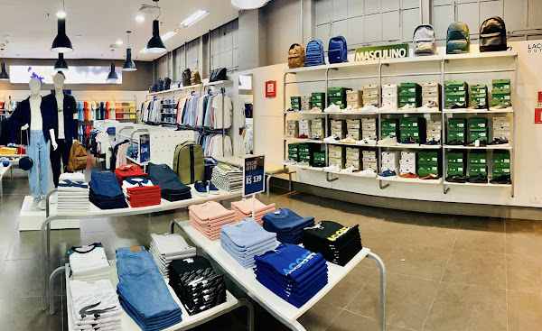 Foto 1 Lacoste Outlet