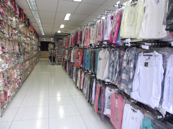 Foto 2 La Roya - Loja de roupas infantis