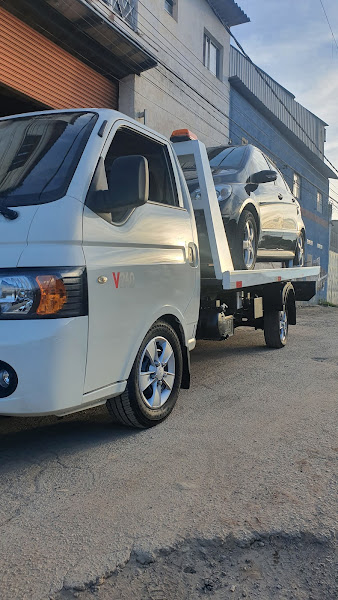 J N A GUINCHO J N A GUINCHO