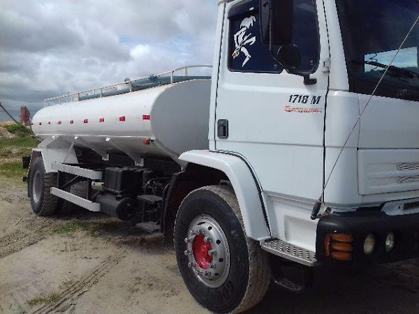 Foto 1 FBAE - Caminhão Pipa, Água para Piscina, Terraplanagem, Grama, Construção Civil, Água Potável, Irrigação e Eventos - Aluguel de Caminhões