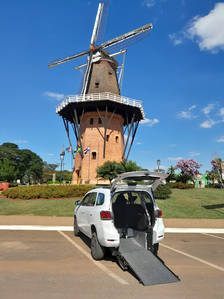 Foto 2 Táxi acessivel - Táxi para cadeirantes (sampaacessivel)