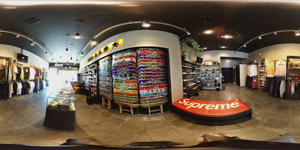 Foto 2 WALLS General Store