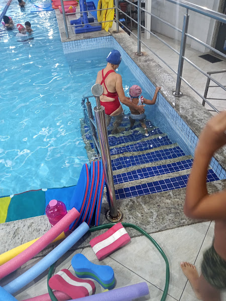 Foto 1 Ideal Academia