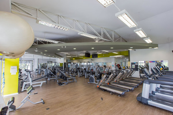 Foto 1 Academia Gustavo Borges Barigui Natação em Curitiba