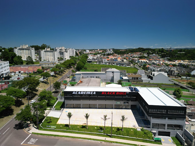 Academia Black Bull Fit