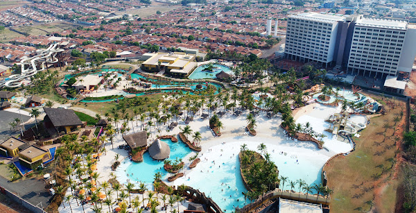 CONSTRUTORA CONREF ENGENHARIA DE PISCINAS