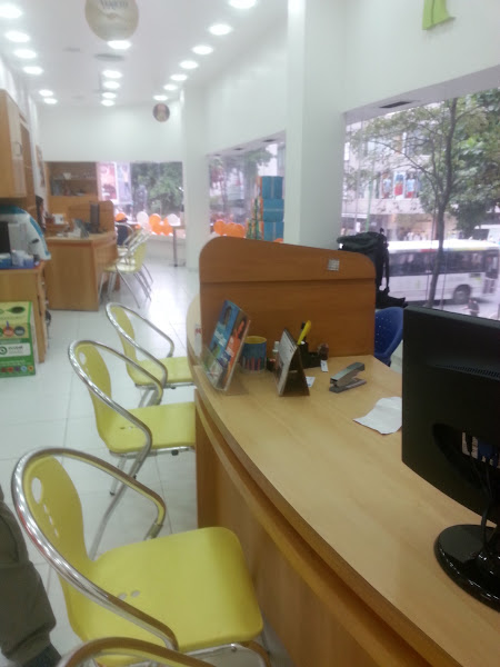 CI Intercâmbio e Viagem CI Intercâmbio e Viagem