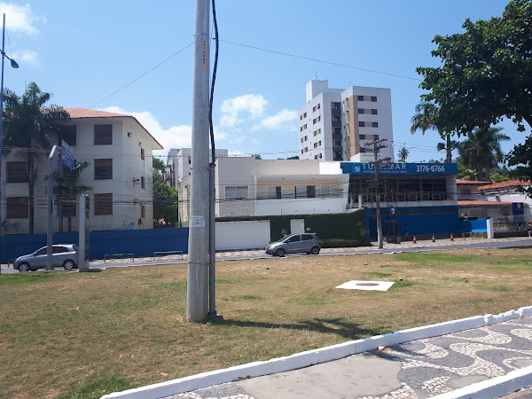 Quatro Cantos Agencia de Viagens e Turismo