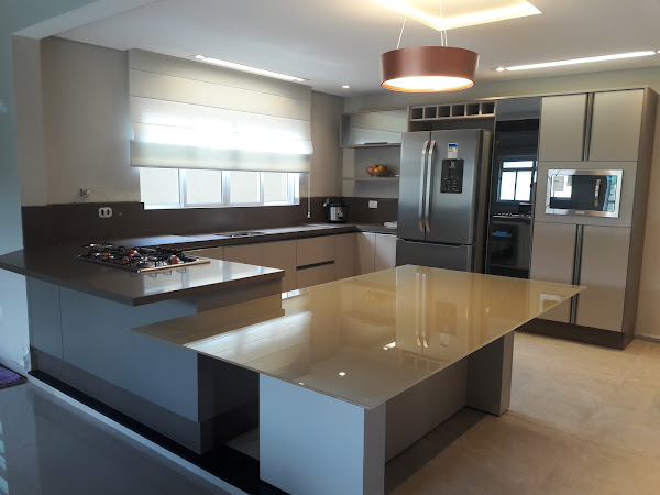 Isis Móveis Curitiba