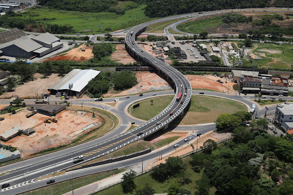 Construções, engenharia e pavimentação ENPAVI