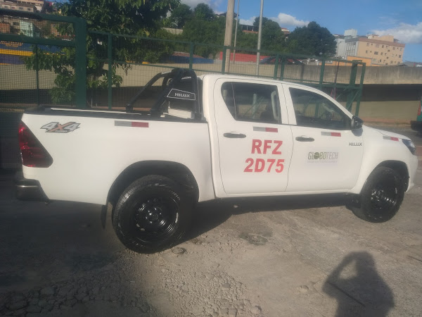 Foto 2 Raja Aluguel de Veículos Unidade 4x4