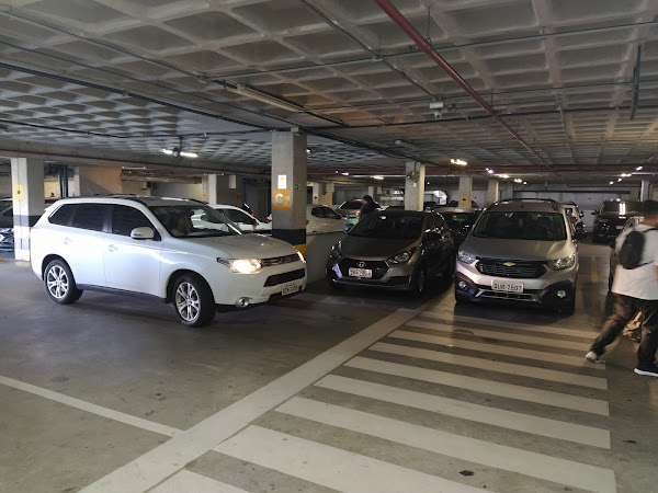 Foto 2 Localiza Aluguel de Carros