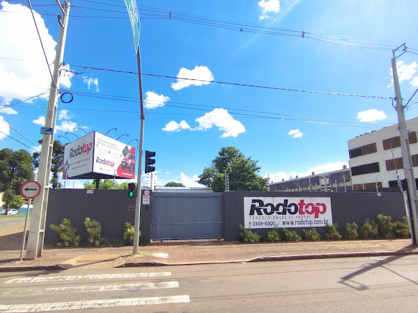 Foto 2 Rodotop Locadora de Veículos