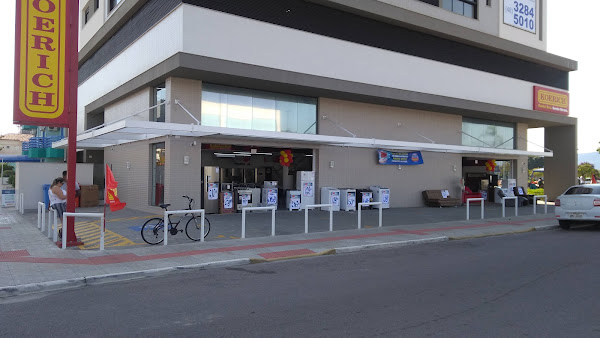 Foto 3 Lojas Koerich Canasvieiras II